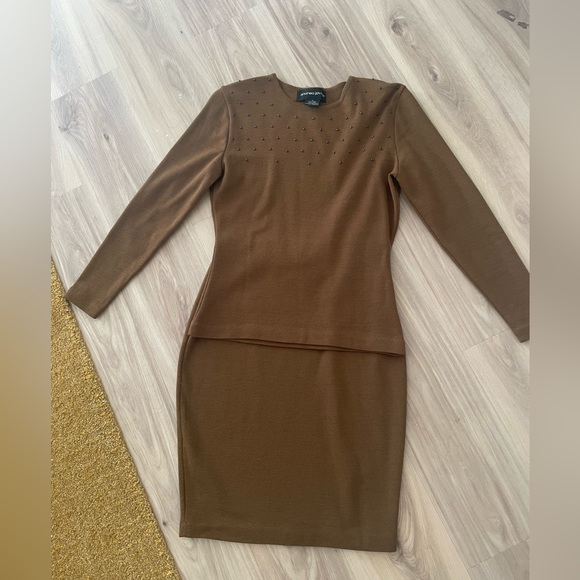 ANDREA JOVINE 100%Wool - Picture 1 of 11